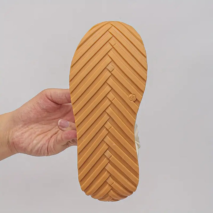 Nerea® Orthopaedic Sneakers | Premium