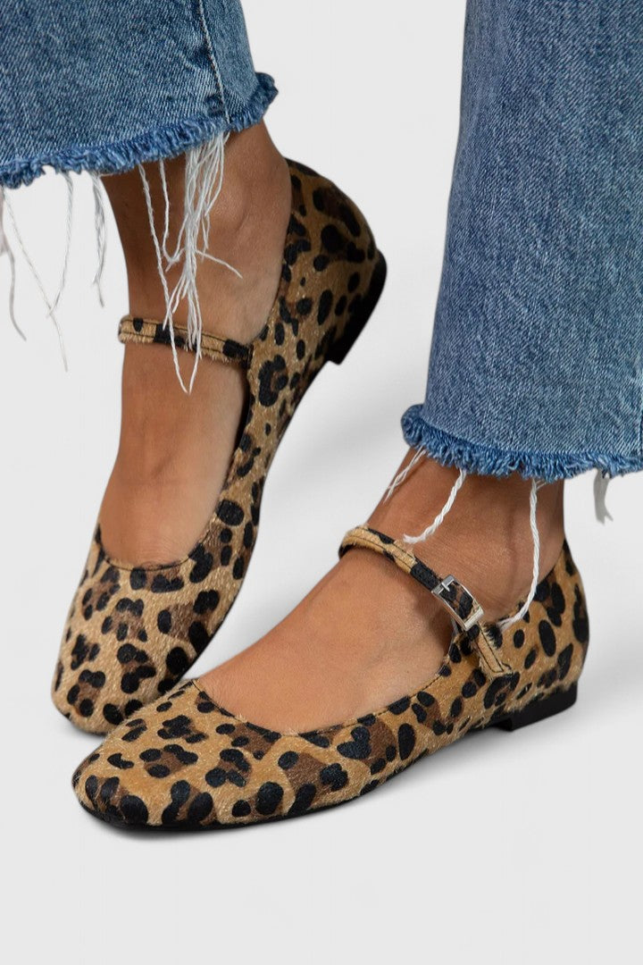 Arieth | Sophisticated Sandals