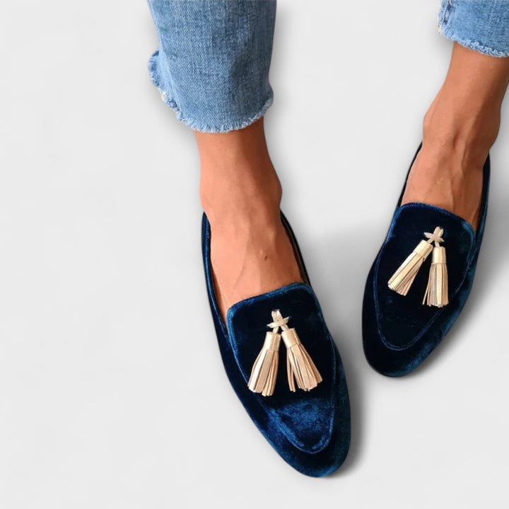 Quinnlyn – Vintage-inspired loafers with tassels